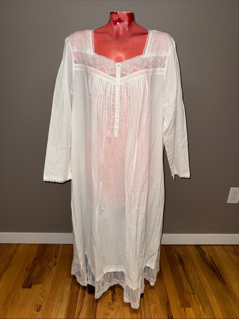 NWT Eileen West nightgown dress
